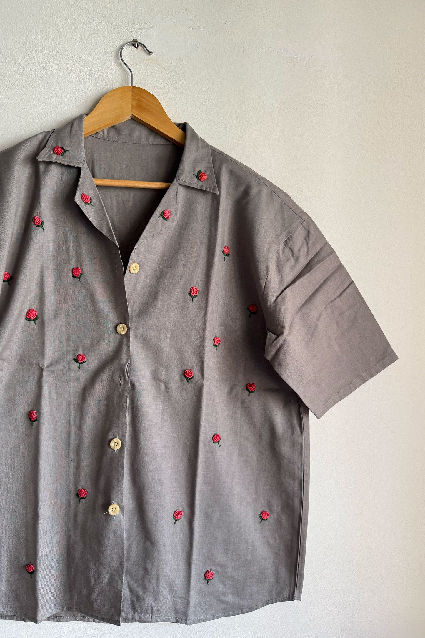 Grey Flora Shirt (Unisex)