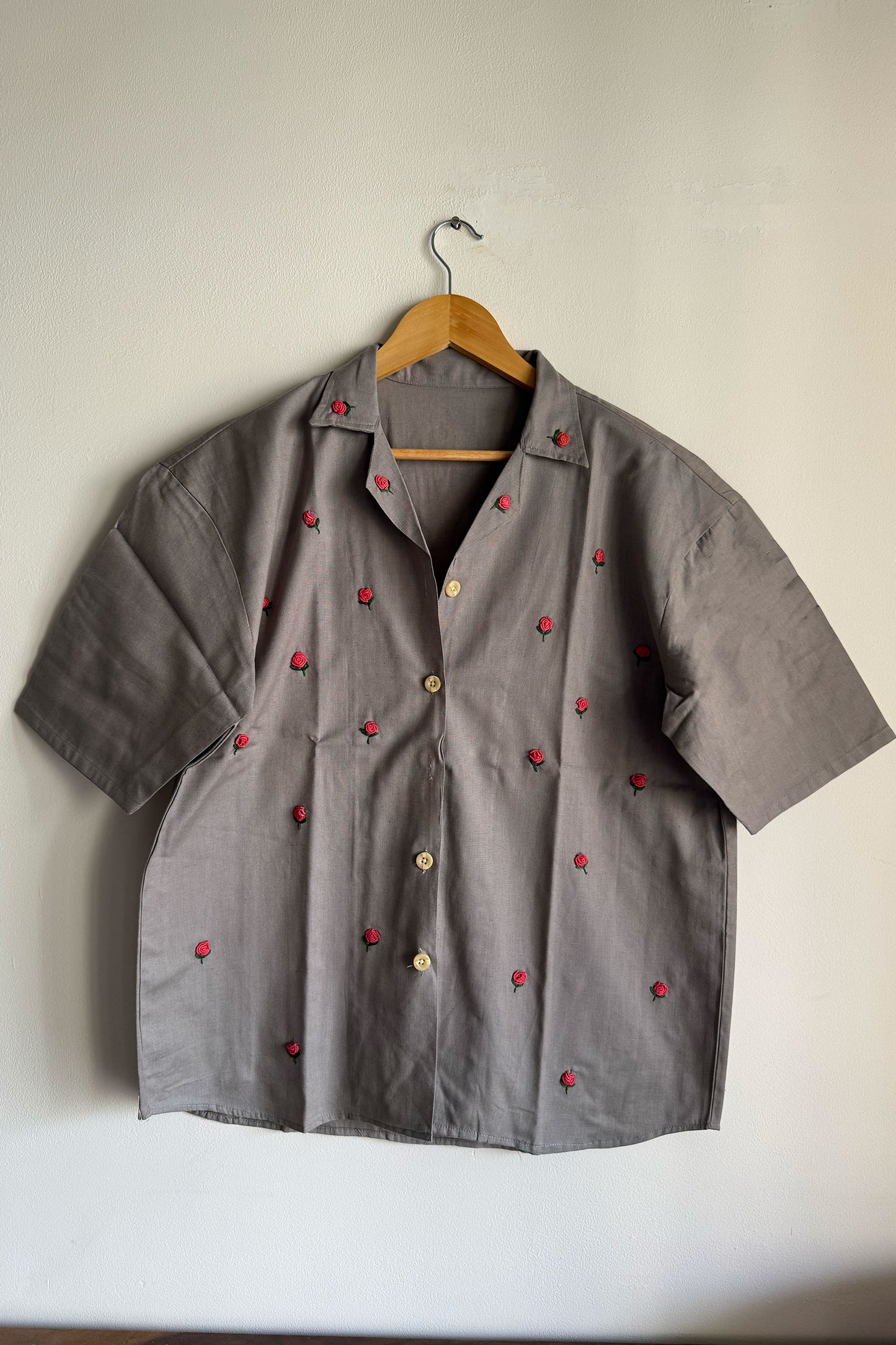 Grey Flora Shirt (Unisex)