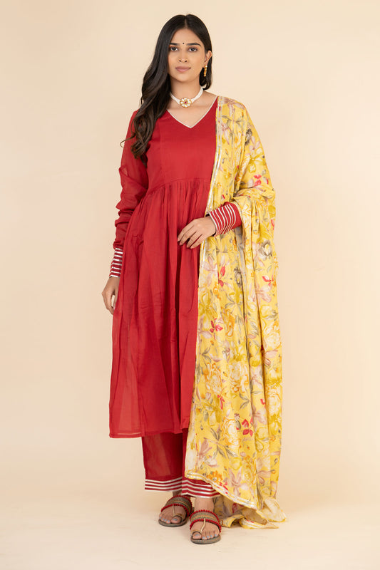 Jaswand Lace Suit Set