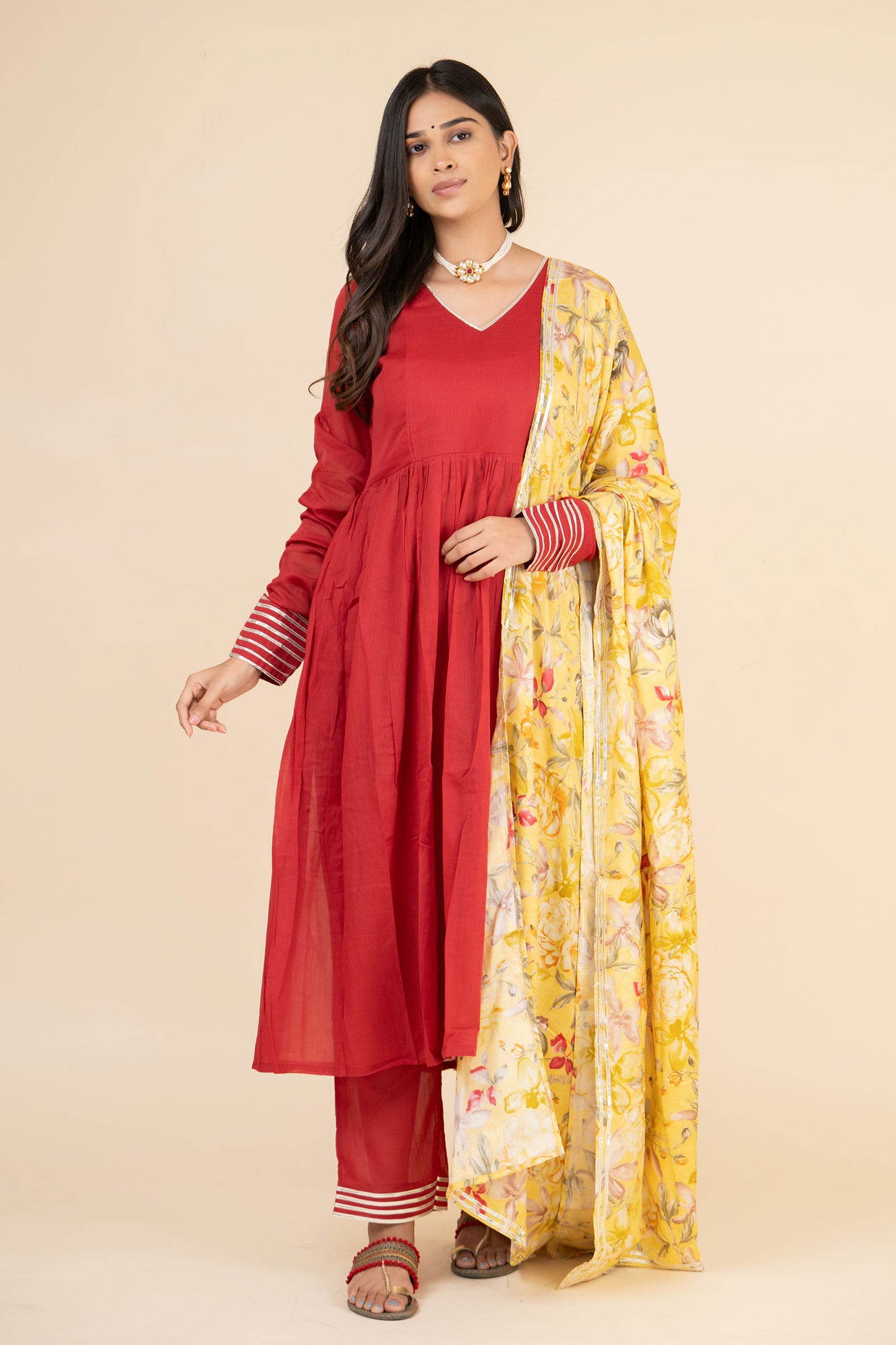 Jaswand Lace Suit Set
