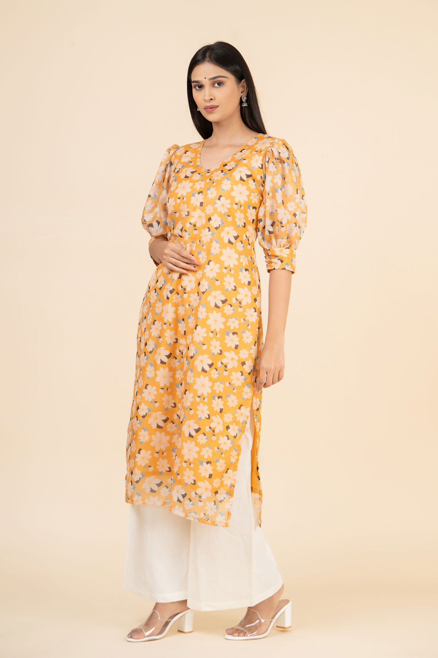 Chuemue Floral Kurta