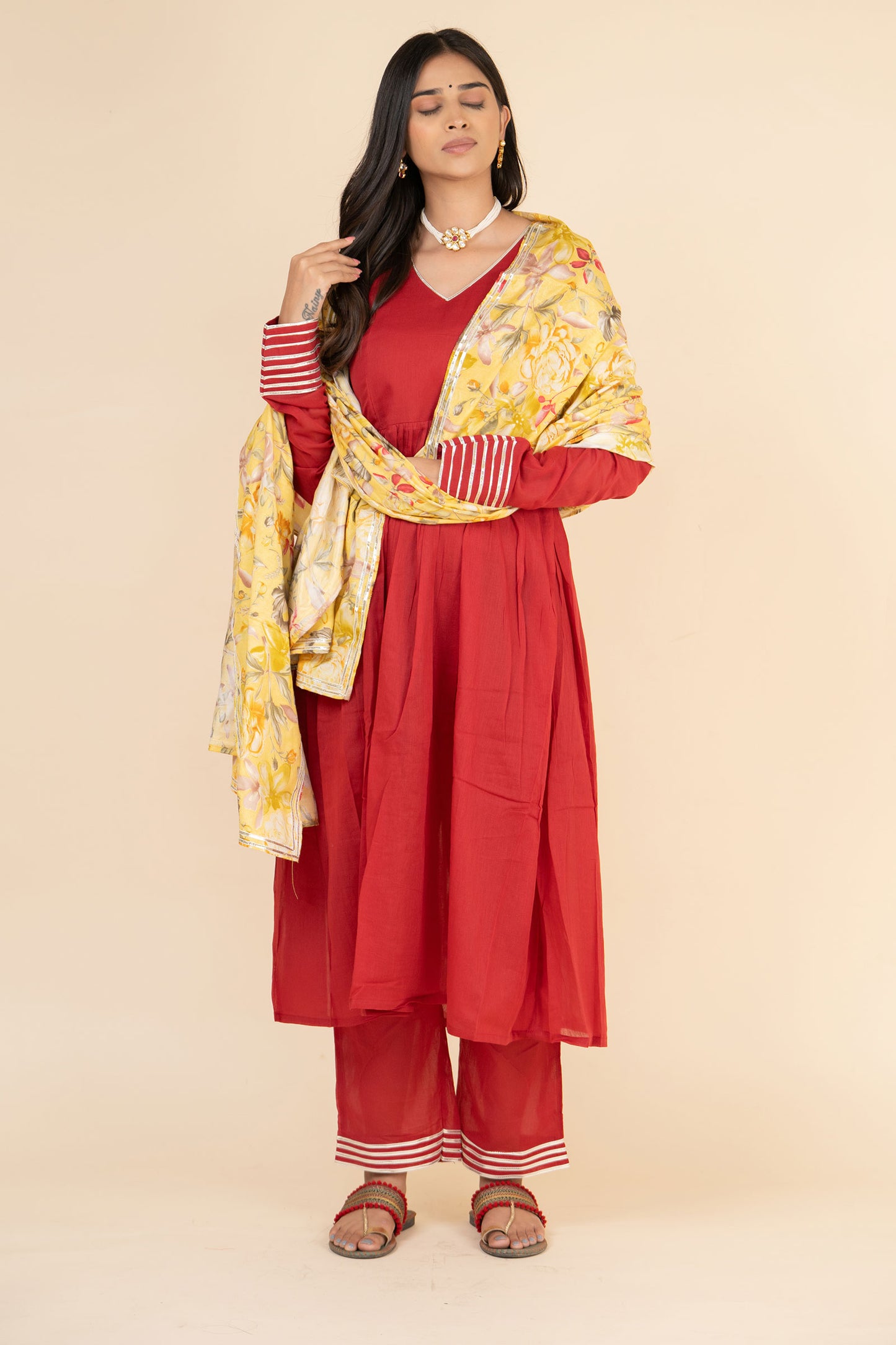 Jaswand Lace Suit Set