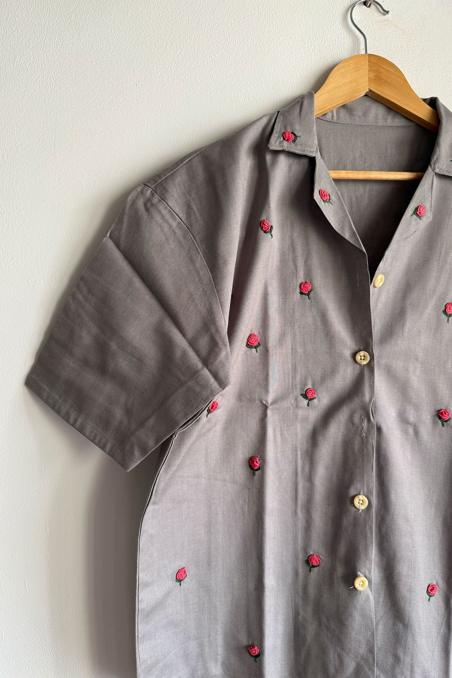 Grey Flora Shirt (Unisex)