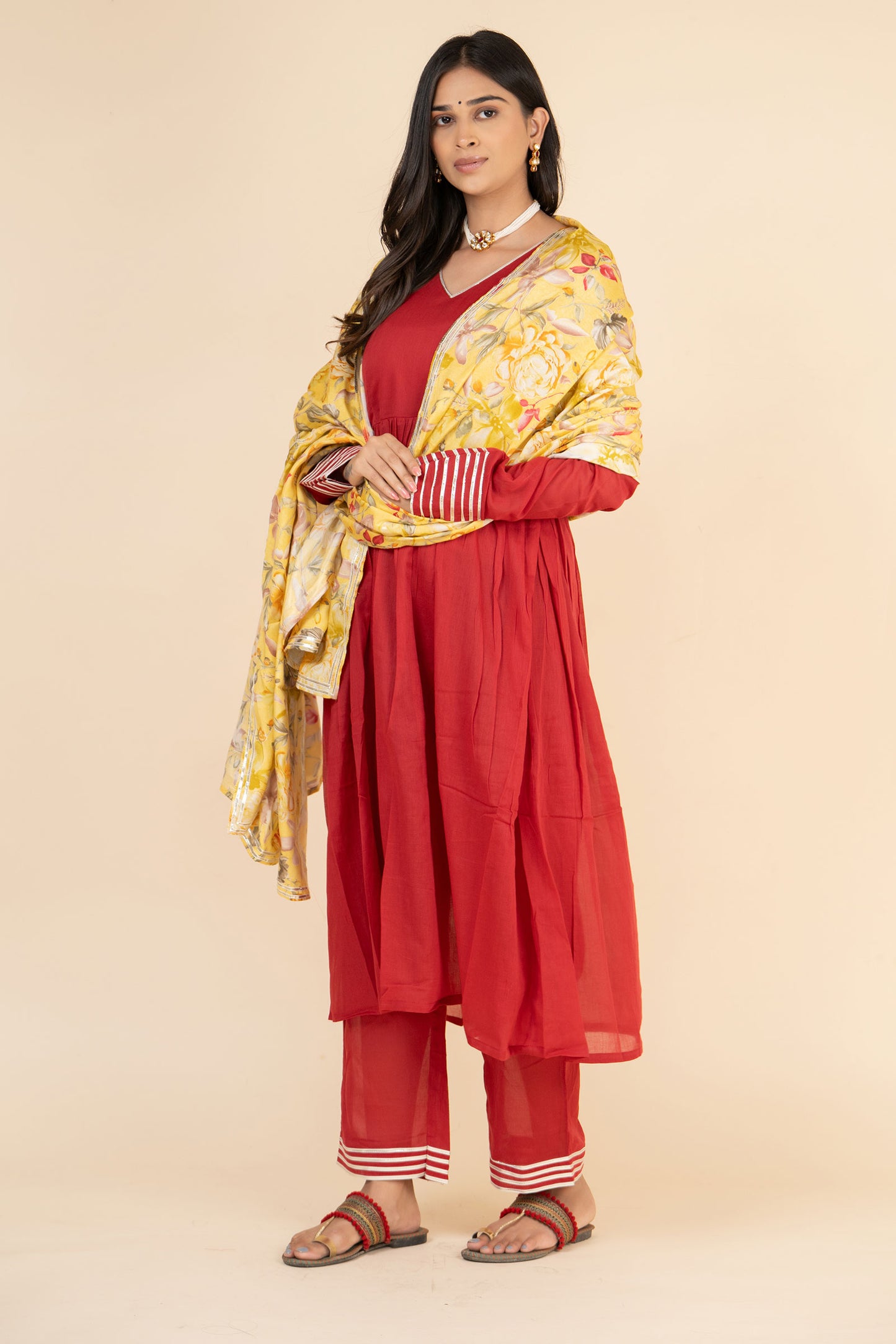 Jaswand Lace Suit Set