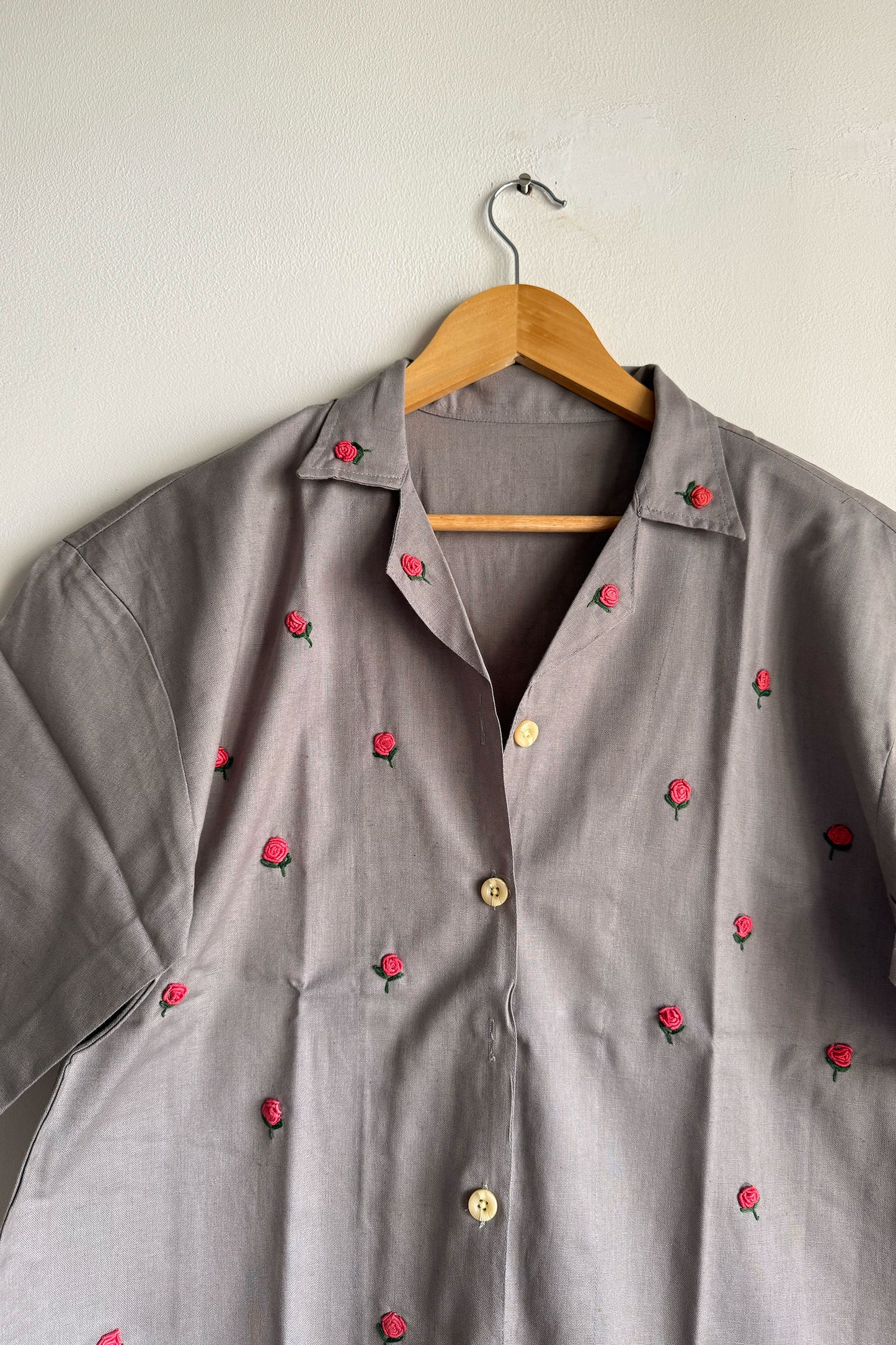Grey Flora Shirt (Unisex)