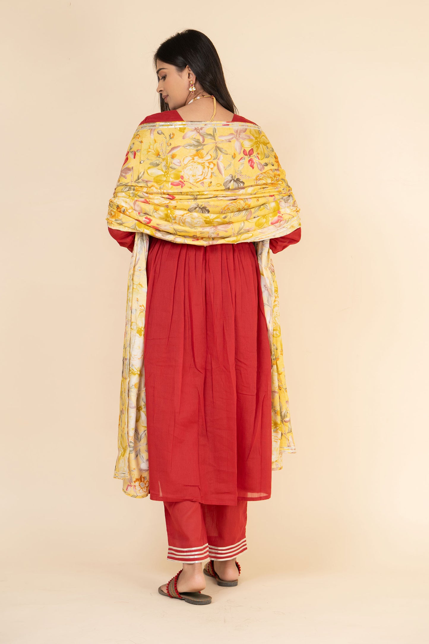 Jaswand Lace Suit Set