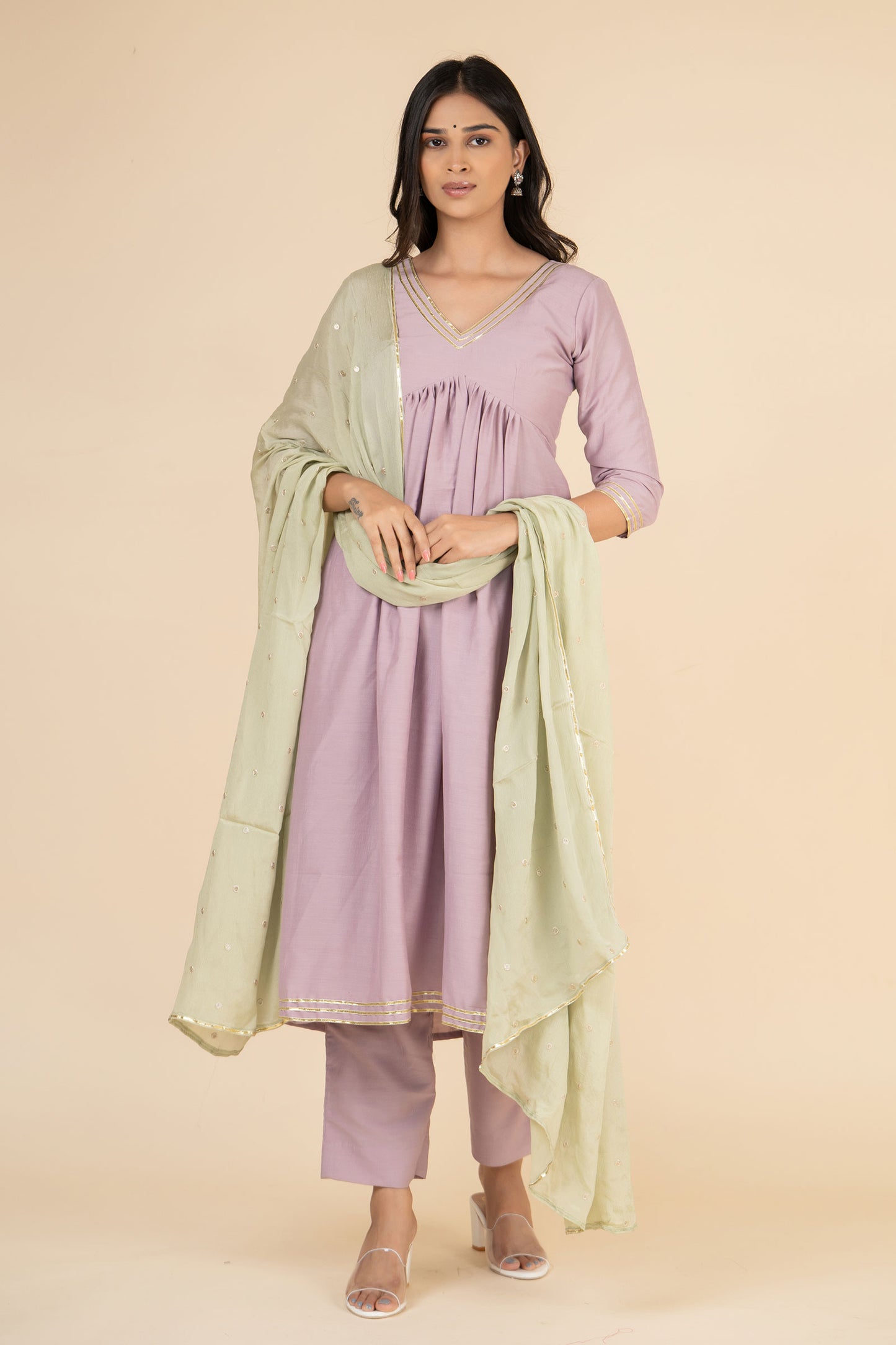 Kumudani Suit Set
