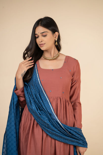 Guletura Embroidered Suit Set