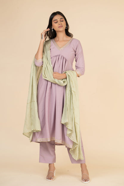 Kumudani Suit Set