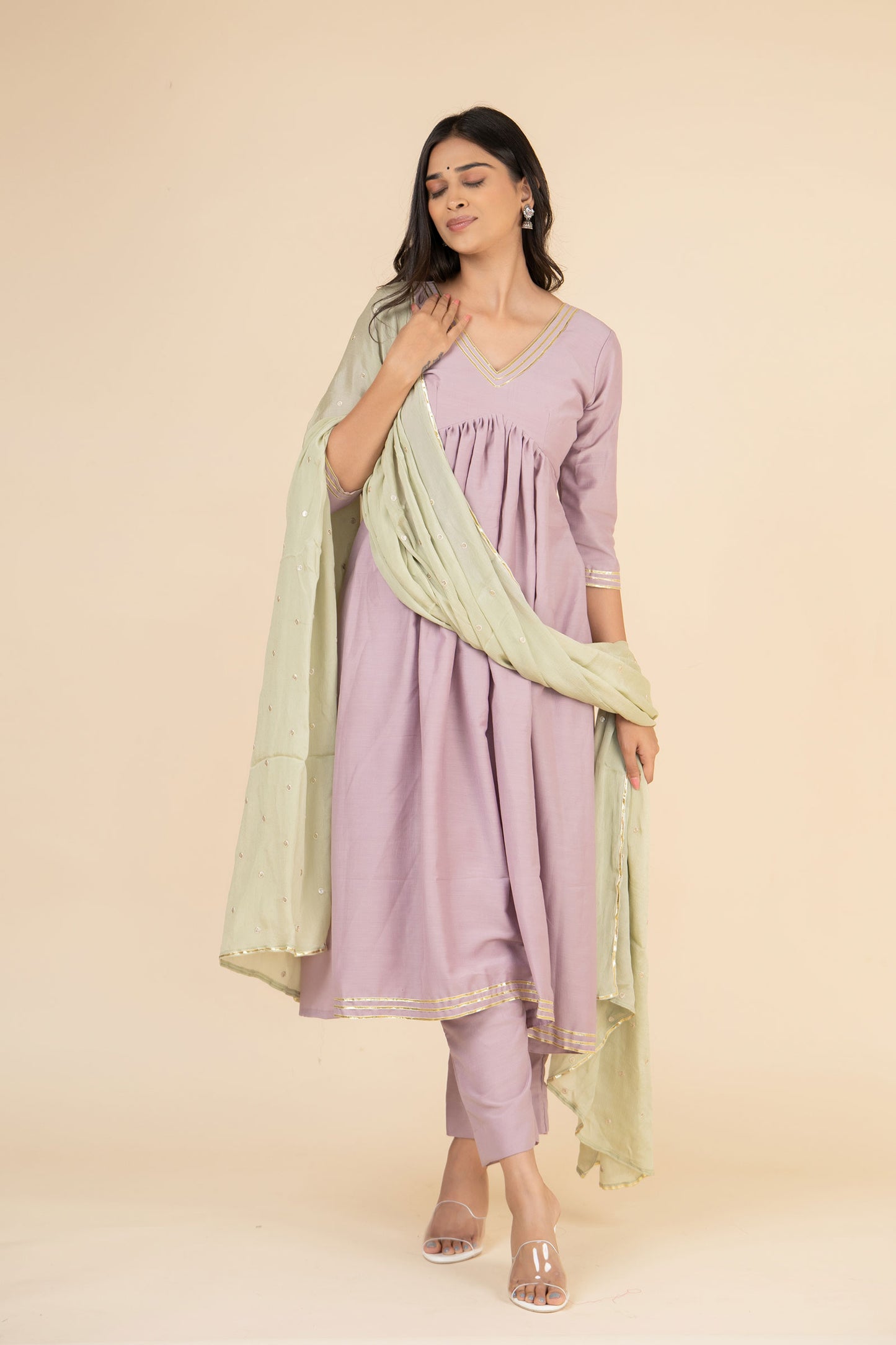 Kumudani Suit Set