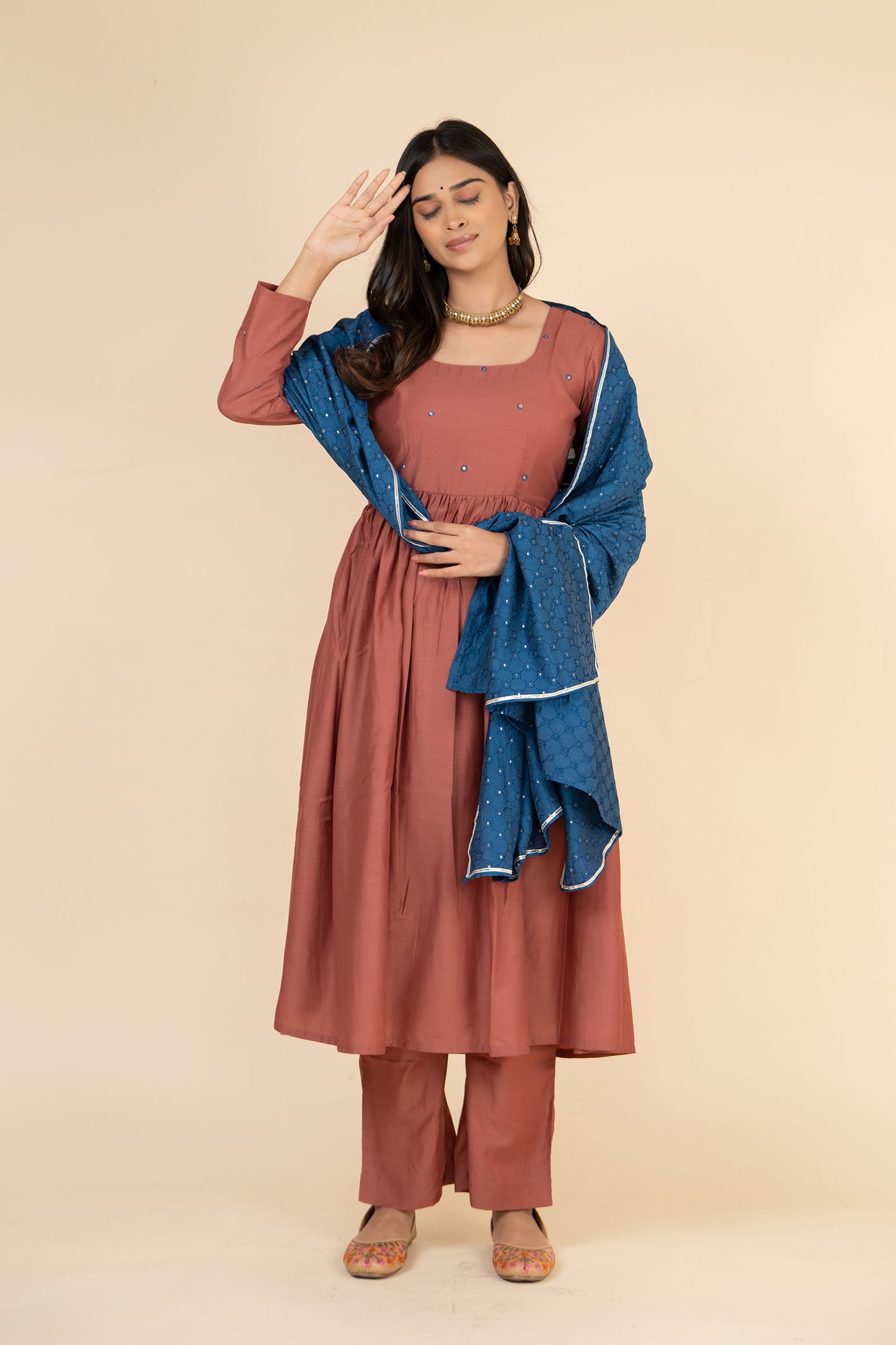 Guletura Embroidered Suit Set