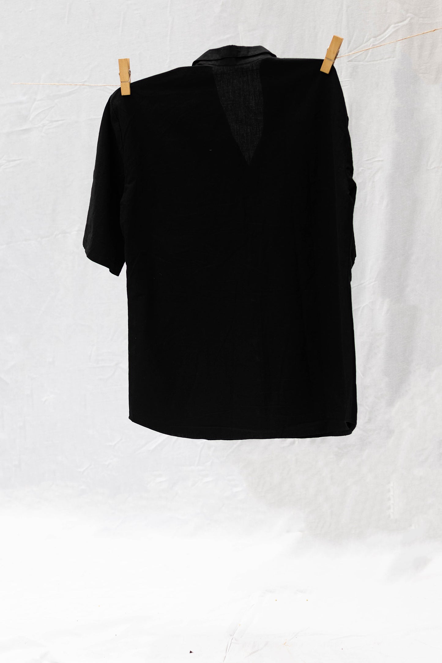 Mono Leaf Shirt (Unisex)