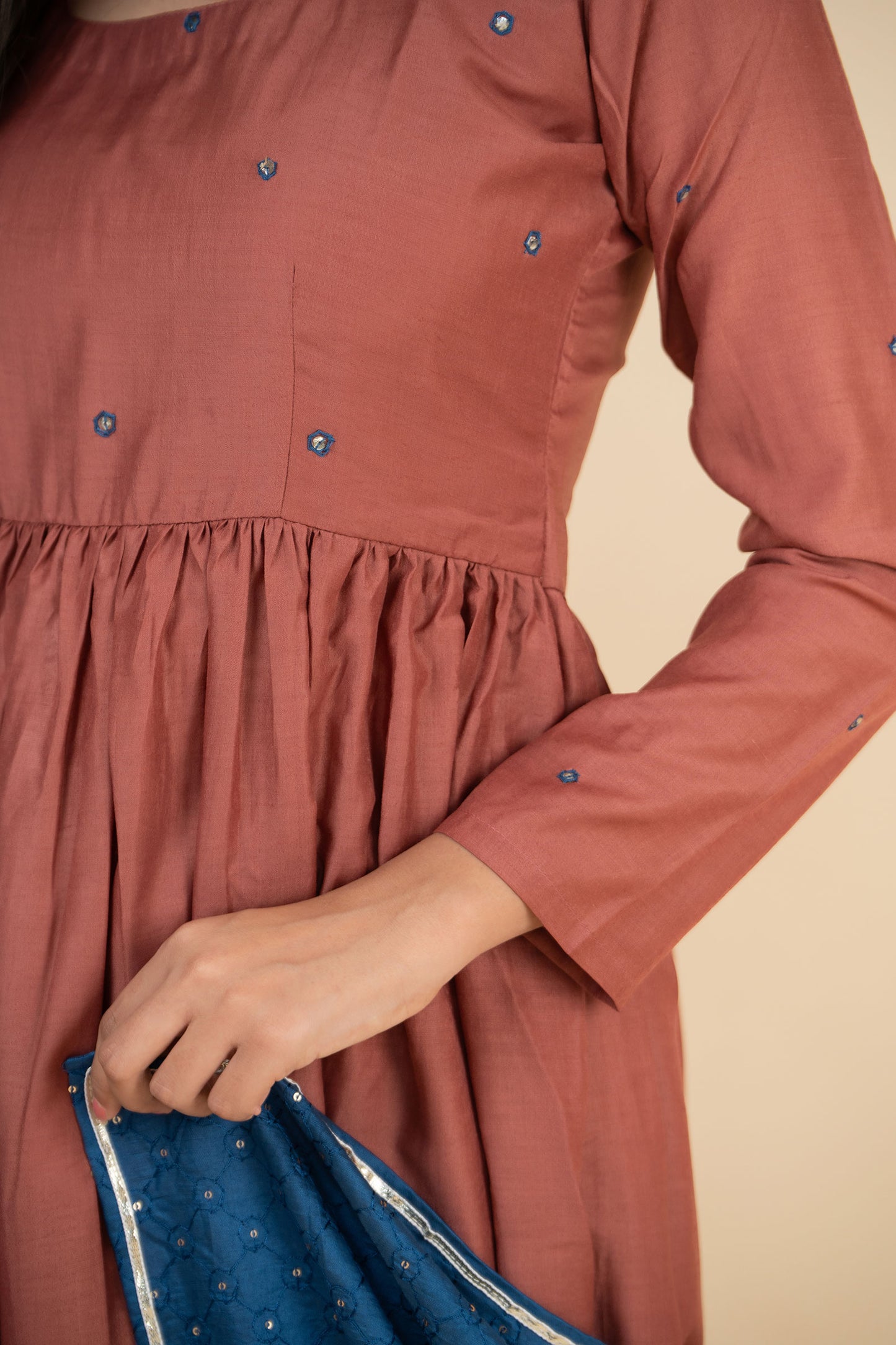 Guletura Embroidered Suit Set